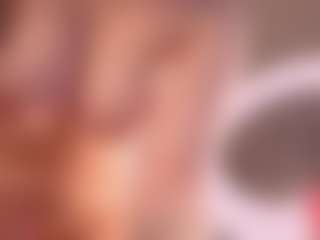 Live cam show with Lirara - Camel Toe on Camsoda