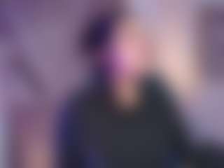 Live cam show with red-pandaa - Red Hair on SquirtSoMuch