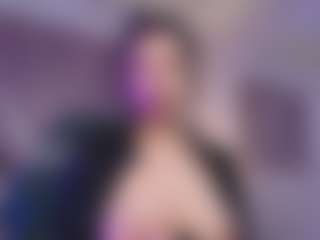 Live cam show with red-pandaa - Wet on studioflirtlive.com