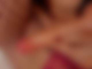 Live cam show with sweet-Elizabeth - Brown Eyes on Latina Girls