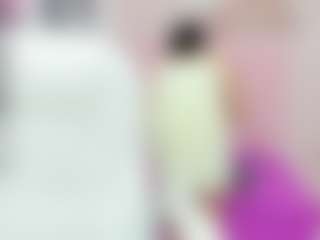 Live cam show with zoe-cortez - Public Red Hair on Big Tits
