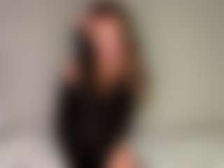 Live cam show with BarbieMcintyde - Ass Clapping on madthumbs