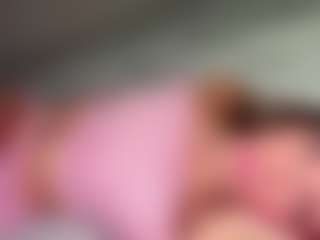 Live cam show with BarbieMcintyde - Play on AdultVida.com