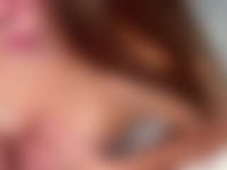Live cam show with BarbieMcintyde - Play on Hubzter Live