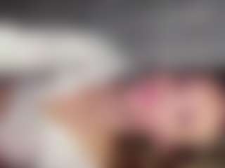 Live cam show with BarbieMcintyde - Brown Hair on Camsoda