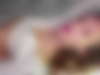 Live cam show with BarbieMcintyde - Brown Hair on Camsoda