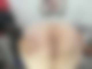 Live cam show with esmeralda-milf - Horny on Camsoda