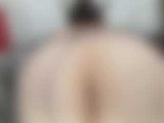 esmeralda-milf's Live Sex Cam Show