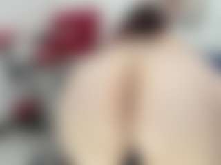 esmeralda-milf's Live Sex Cam Show