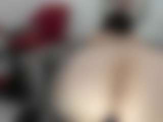 esmeralda-milf's Live Sex Cam Show