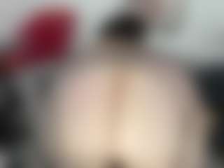 esmeralda-milf's Live Sex Cam Show