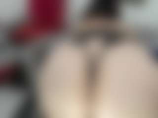 esmeralda-milf's Live Sex Cam Show
