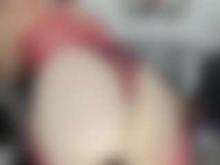 Live cam show with esmeralda-milf - Spank MILF on intimatelivegirls.com