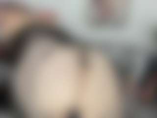 Live cam show with esmeralda-milf - Mature on Camsoda