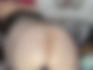 Live cam show with esmeralda-milf - Small Tits Mature on CamSodaAdn