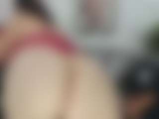 esmeralda-milf's Live Sex Cam Show