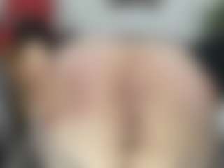 Live cam show with esmeralda-milf - Middle Aged on Camsoda