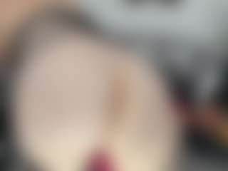 esmeralda-milf's Live Sex Cam Show