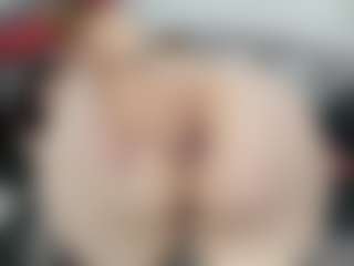 esmeralda-milf's Live Sex Cam Show
