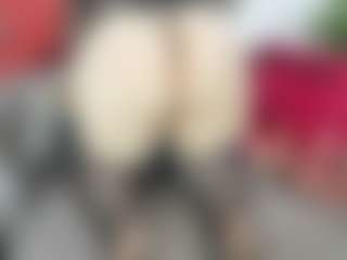 esmeralda-milf's Live Sex Cam Show
