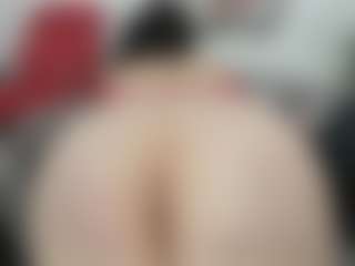 esmeralda-milf's Live Sex Cam Show