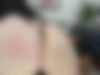 esmeralda-milf MILF webcam performer live streaming