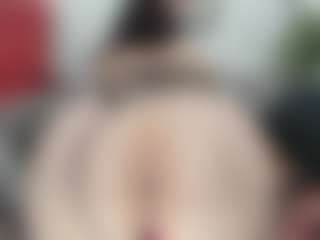 esmeralda-milf's Live Sex Cam Show