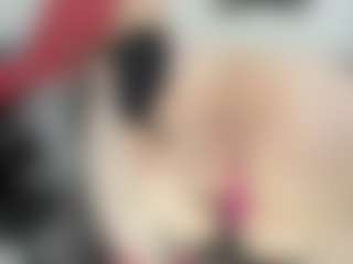 Live cam show with esmeralda-milf - Mature on googirlz