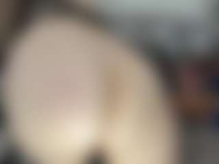 esmeralda-milf's Live Sex Cam Show