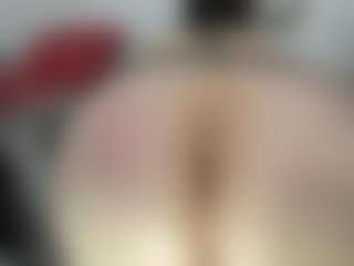 Live cam show with esmeralda-milf - Latina Mature on Camsoda | colombia
