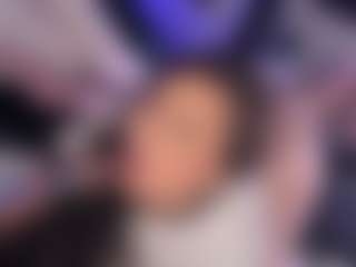madissonlove MILF webcam performer live streaming