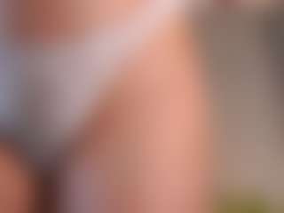 Live cam show with NilsaTaccariello - Joi on liverealitysex.com
