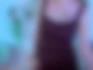 Spettacolo in cam dal vivo con andrea-kisss - Average su Camsoda