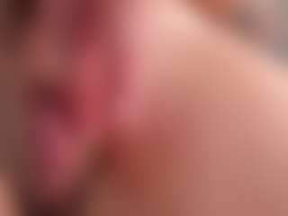 bigclitti's Live Sex Cam Show