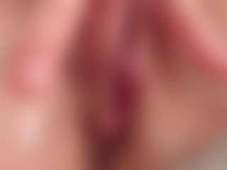 bigclitti's Live Sex Cam Show