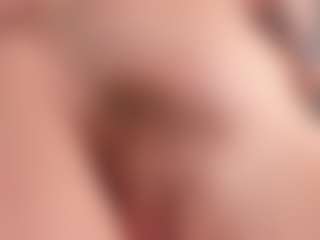 bigclitti's Live Sex Cam Show