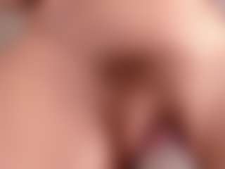 Live cam show with bigclitti - Blue Eyes on Hubzter Live
