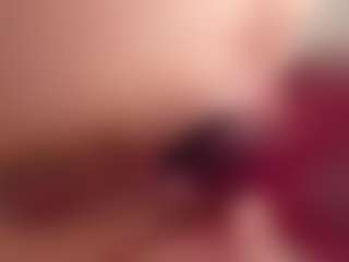 Live cam show with bigclitti - Hairy Pussy on livesuperchat.net