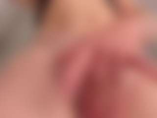 Live cam show with bigclitti - Hairy Pussy on Camsoda