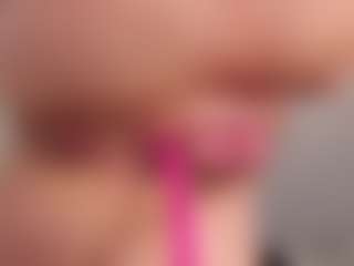 bigclitti's Live Sex Cam Show