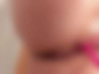 bigclitti's Live Sex Cam Show