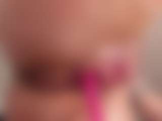 bigclitti's Live Sex Cam Show