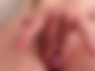 Live cam show with bigclitti - Athletic on Strip Flash - Live Sex Shows
