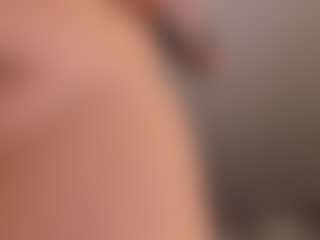 bigclitti's Live Sex Cam Show