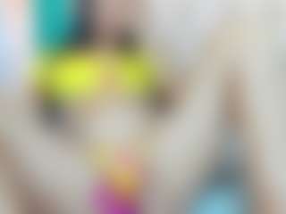 Live cam show with IsaSquirt - Striptease on Cam Slut