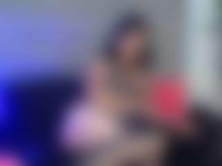 Show de cam en vivo con Ivone - Chubby en Camsoda