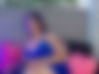Live cam show with Ivone - Brown Eyes on Streamer API
