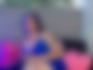 Live cam show with Ivone - Black Hair on Uber Horny