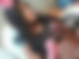 Live cam show with VenusXXX - Lean on Camsoda