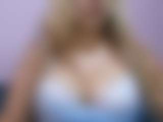 Live cam show with clao31 - Mobile on dropp.cam